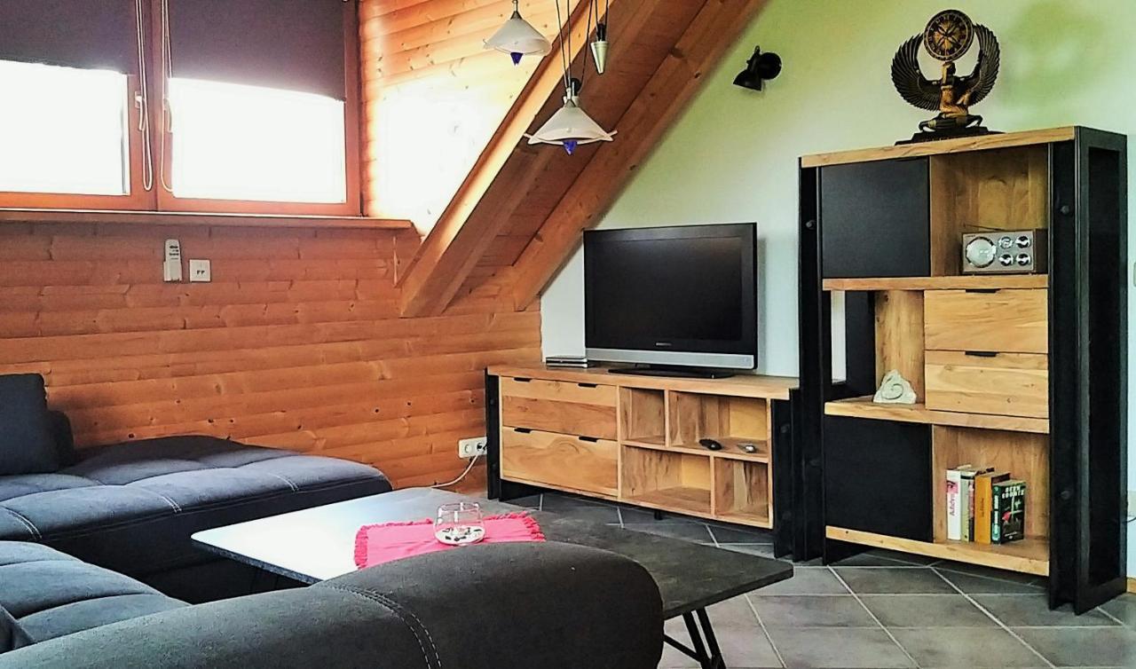 Ferienwohnung Betzemühle 1 Bauernhof Altenschlirf Exterior foto